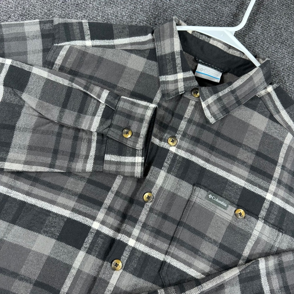 Columbia Flannel Mens M Medium Grey‎ Pitchstone Heavyweight Plaid Button Down
